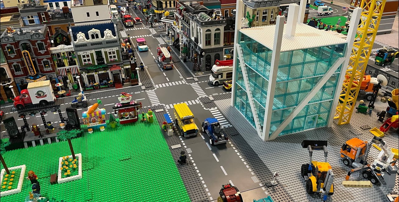 Империя игрушек