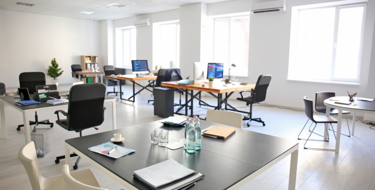 Большинство сотрудников российских компаний недовольны своими офисами