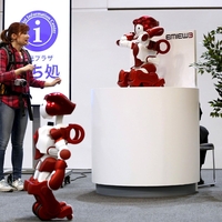 Умный робот Hitachi будет работать консультантом в магазинах