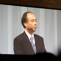 Как выкуп «секты Неймана» может потопить второго миллиардера Японии