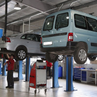 Цена на обслуживание автомобиля: можно ли ее снизить и сберечь деньги