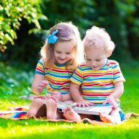 Стоит ли отдавать ребенка в детский сад летом?