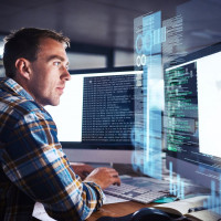 Нетология и МФТИ: интерес россиян к профессиям в программировании вырос на 79%