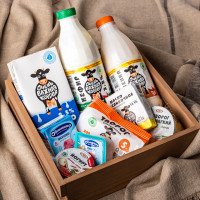 АО «ЗМК» в честь Дня победы подарил почти 2 тонны молочной продукции ветеранам войны