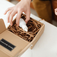 Как выбрать доставку для интернет-магазина косметики: инструкция от СД «Контакт»