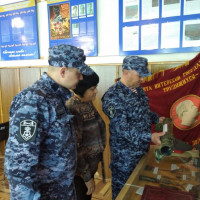 В Башкирии росгвардейцы посетили музей ОМВД России по Стерлибашевскому району