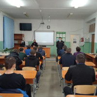 В Башкирии росгвардейцы провели «Урок мужества» в одной из городских школ