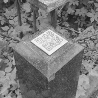 Памятники на могилу с QR-кодом