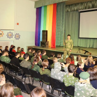В Тольятти росгвардейцы провели занятия с воспитанниками военно-патриотической санаторной смены «Патриоты России»