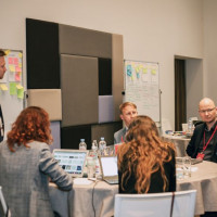 Кейс про маленький стартап, где СЕО на самом деле не управлял своей командой