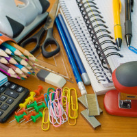 Вырос спрос на товары для офиса: ноутбуки, ручки, карандаши и органайзеры. Бумага подешевела на четверть