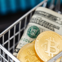 Мануал по быстрому получению наличных с помощью криптовалюты за рубежом