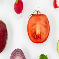 Еда. Комплексная интернет-реклама. Как мы привлекли новых клиентов в сервис доставки продуктов «Уже Везу»