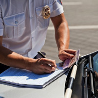 Водители, которые сели за руль без водительских прав, будут платить штраф до 250 тыс. рублей⁠⁠