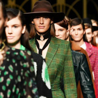 [Кейс] Одежда и обувь. Интернет-продвижение. Настроили на результат немецкий интернет-магазин с конверсией 3,9% в заказ