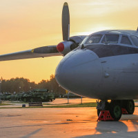 Сравнительный анализ самолетов АН-12 и АН-26: технические характеристики и операционные возможности