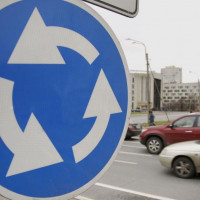 ПДД-консультант: основные правила движения на круговом перекрестке