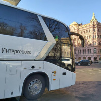 Как служебная развозка помогает заслужить доверие сотрудников и помочь им работать лучше. Рекомендации для HR