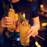 + 2 000 новых подписчиков в группе ресторана: кейс коктейль-бара «Крыша»