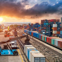 Эксперимент по электронному документообороту для грузовиков и железной дороги в 2023 году