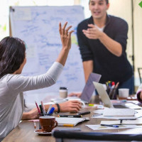 Корпоративное обучение: продолжаем обучаться или замираем и ждем?