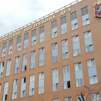 На юге столицы полицейские пресекли деятельность нелегального цеха по пошиву спортивной одежды