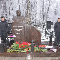 В Башкортостане почтили память генерал-лейтенанта Артура Ахметханова