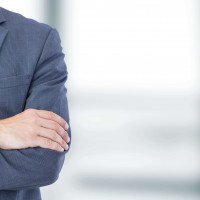 Что решает статус: может ли самозанятый сдавать авто в аренду?