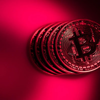 Будущее платежей: криптовалюты vs традиционные деньги