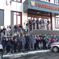 В Казани сотрудники городского управления вневедомственной охраны Росгвардии провели День открытых дверей для школьников