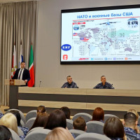 В г. Казани росгвардейцы встретились с представителем Российского общества «Знание»