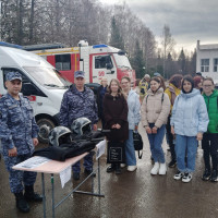 Росгвардейцы Башкортостана приняли участие в «Ярмарке вакансий»