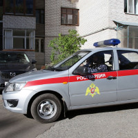 В Казани сотрудники Росгвардии по горячим следам задержали нетрезвую женщину, подозреваемую в нанесении ножевого ранения знакомой