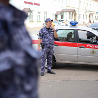 В Казани сотрудники вневедомственной охраны Росгвардии задержали подозреваемого в серии краж из магазина