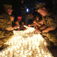 В Херсонской области росгвардейцы почтили память детей – жертв войны на Донбассе