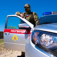 Росгвардейцы в Херсонской области помогли почувствовавшему себя плохо мужчине