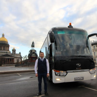 Как организовать комфортную перевозку участников конференций в Санкт-Петербурге