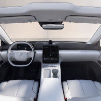 Где обновить ПО и провести диагностику электромобиля NIO в Москве?