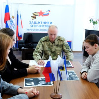 Будущие журналисты Херсонщины поблагодарили росгвардейцев за службу