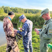 Сотрудники ЛРР Управления Росгвардии по Республике Татарстан Росгвардия напоминают охотникам о необходимости соблюдения требований законодательства в сфере оборота оружия