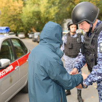 В Зеленодольском районе Татарстана сотрудники Росгвардии задержали молодого человека, подозреваемого в грабеже пенсионера