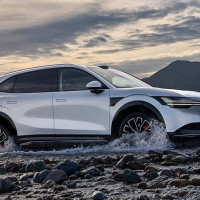 Электрический кроссовер Zeekr 7X бьет рекорды предпродаж: станет ли он популярен в России?