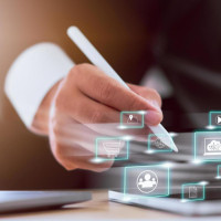 Российский бизнес в 2024-м трудоустроил почти на 40% больше иностранцев, чем в 2023-м