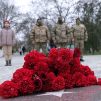 В Херсонской области росгвардейцы почтили память Неизвестного солдата