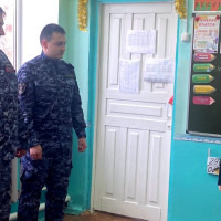 В Бугульме к Дню Героев Отечества сотрудники Росгвардии организовали для школьников патриотическое мероприятие