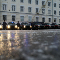 Сотрудникам Росгвардии в Самаре вручили ключи от 20 новых служебных автомобилей «Москвич»