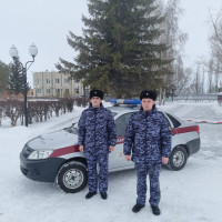 В Омской области росгвардейцы задержали мужчину, подозреваемого в умышленном поджоге квартиры