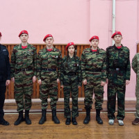 Сотрудники и военнослужащие Росгвардии провели открытый урок с уфимскими школьниками