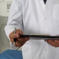 Почти каждый шестой россиянин отдаст накопления для лечения близкого с онкологией