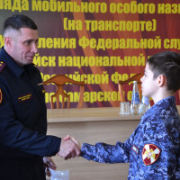 Кадеты Росгвардии побывали в гостях у сотрудников ОМОН в Самаре